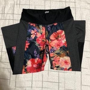 Joy lab floral capri leggings